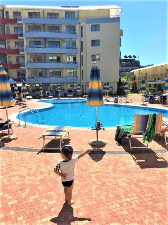 סאני ביץ' Central Plaza Apartment מראה חיצוני תמונה
